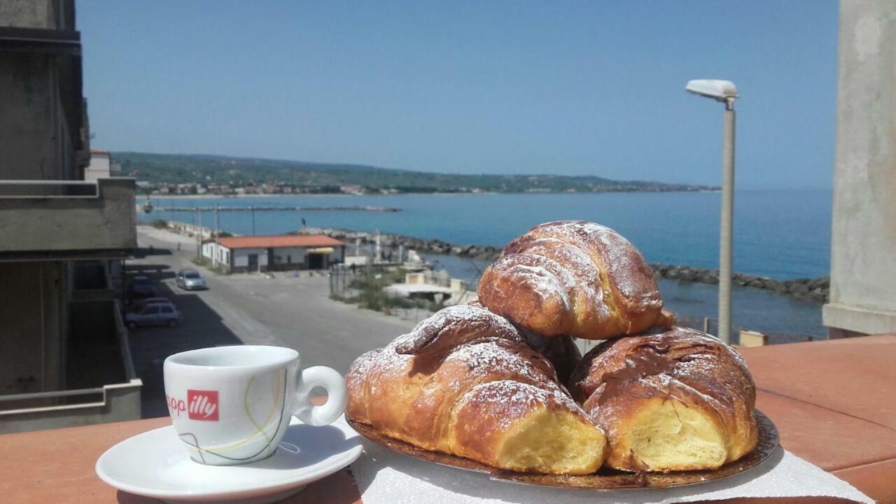 Affittacamere La Capannina Vibo Valentia Marina Exterior foto